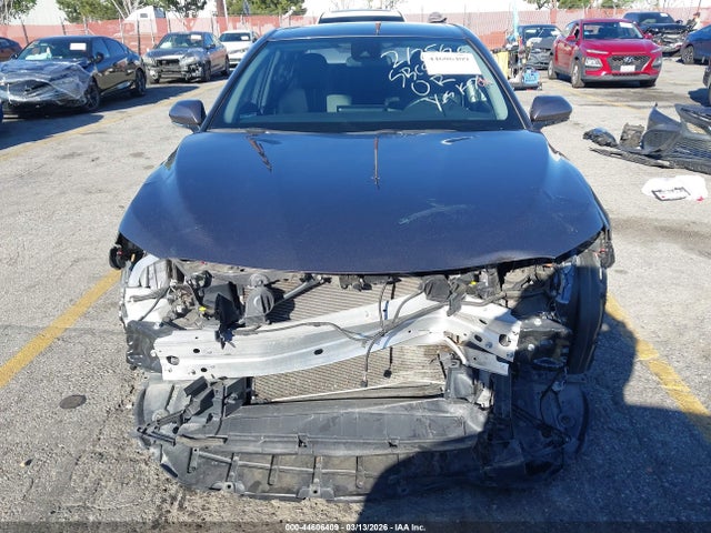 4T1G11AK3RU867816 Toyota CAMRY SE