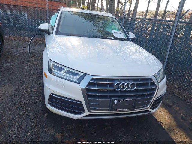 44606425 :رقم المزاد ، WA1BNAFY0J2006314 vin ، 2018 Audi Q5 2.0t Premium مزاد بيع