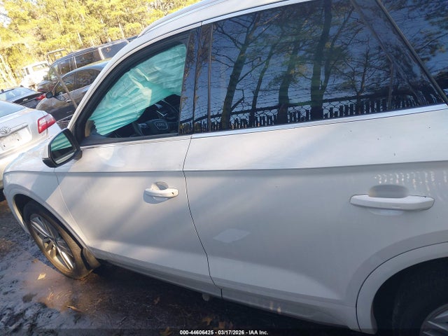 44606425 :رقم المزاد ، WA1BNAFY0J2006314 vin ، 2018 Audi Q5 2.0t Premium مزاد بيع