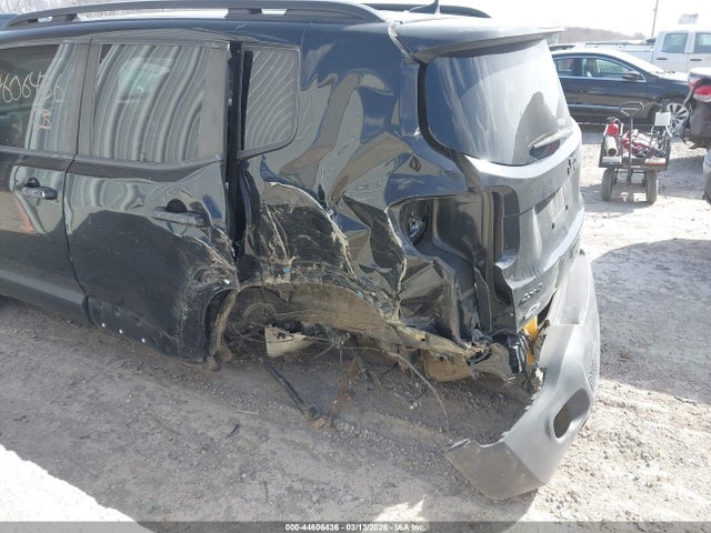 Aukcja sprzedaży 2023 Jeep Renegade Altitude 4x4, vin: ZACNJDE13PPP20843, numer aukcji: 44606436