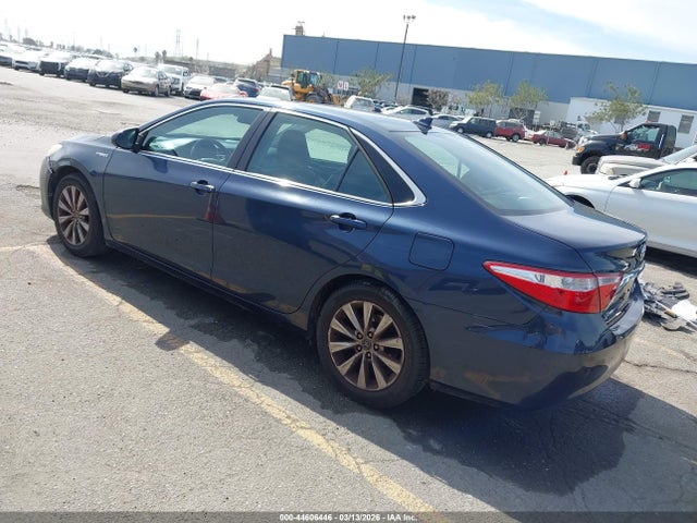 2015 TOYOTA CAMRY HYBRID 4T1BD1FK4FU166952 Photo 2