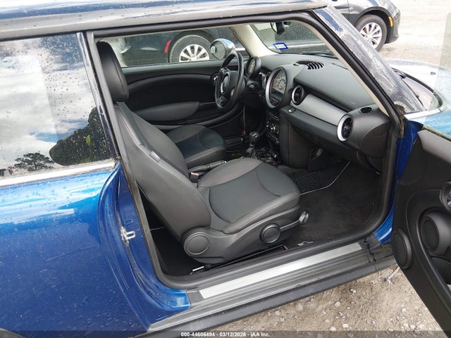 2012 MINI COOPER WMWSU3C58CT256795 Photo 4