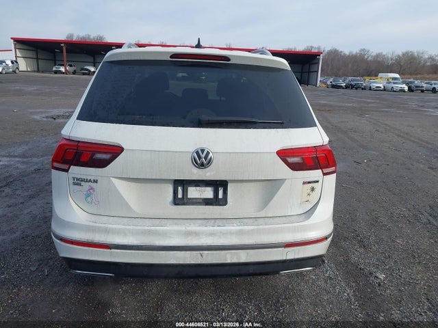 Продаж на аукціоні авто 2021 Volkswagen Tiguan 2.0t Sel Premium R-line, vin: 3VV4B7AX7MM119023, номер лоту: 44606521