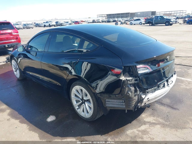 2021 TESLA MODEL 3 5YJ3E1EBXMF015577 Photo 2