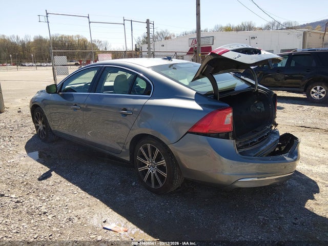 2018 VOLVO S60 INSCRIPTION LYV402HK0JB177719 Photo 2