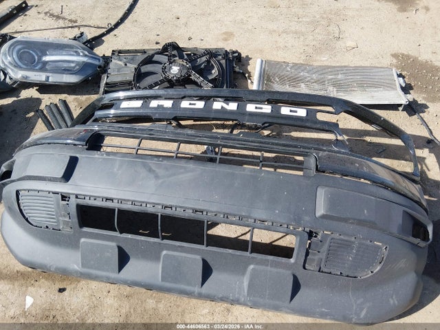 2022 Ford Bronco Sport Outer Banks მანქანა იყიდება აუქციონზე, vin: 3FMCR9C65NRD74999, აუქციონის ნომერი: 44606563