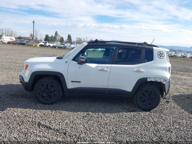 ZACCJBCB6HPF28568 Jeep Renegade Deserthawk 4x4