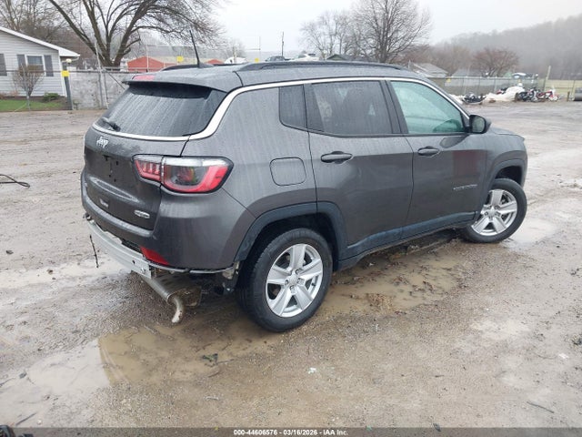 2022 Jeep Compass Latitude 4x4 მანქანა იყიდება აუქციონზე, vin: 3C4NJDBB4NT215688, აუქციონის ნომერი: 44606576