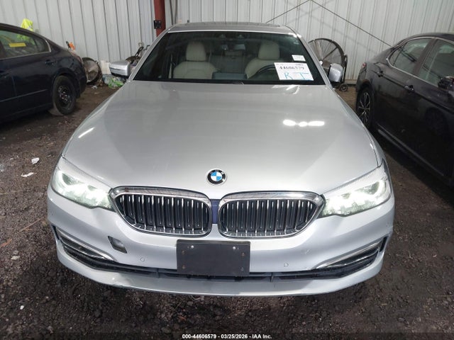44606579 :رقم المزاد ، WBAJB1C54KB375552 vin ، 2019 Bmw 530e Xdrive Iperformance مزاد بيع