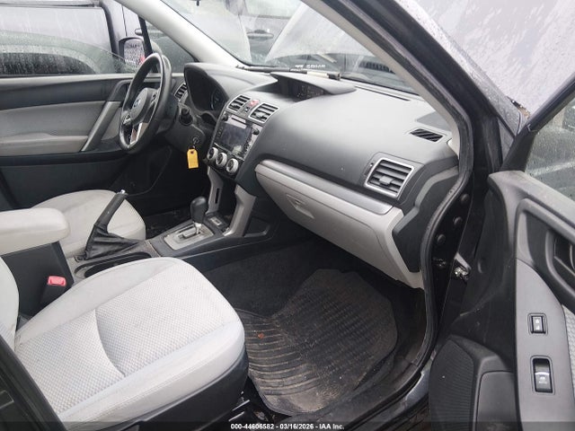 JF2SJAGC0JH511918 Subaru Forester 2.5i Premium