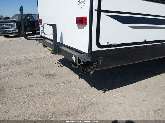 5SFSB3324NE495733 Heartland Other