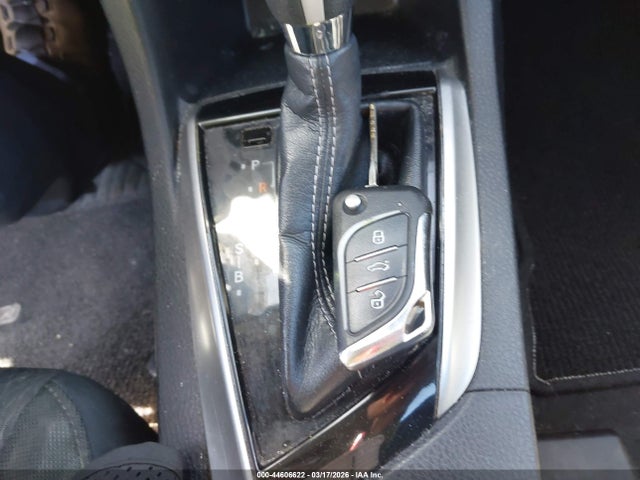 Toyota COROLLA LE 2018 2T1BURHEXJC032401 Image 11