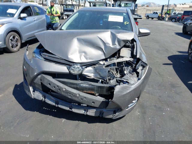 Toyota COROLLA LE 2018 2T1BURHEXJC032401 Image 12