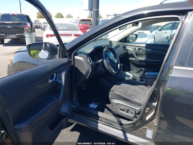 5N1AT2MN0GC788165 Nissan ROGUE SV
