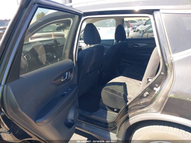 5N1AT2MN0GC788165 Nissan ROGUE SV