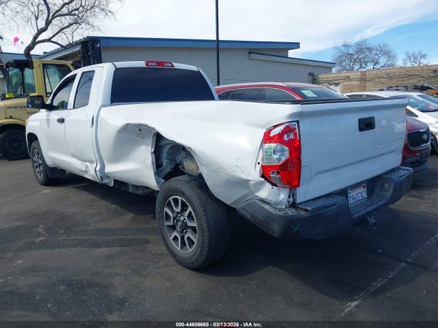 5TFTY5F18GX009226 Toyota Tundra Sr 5.7l V8