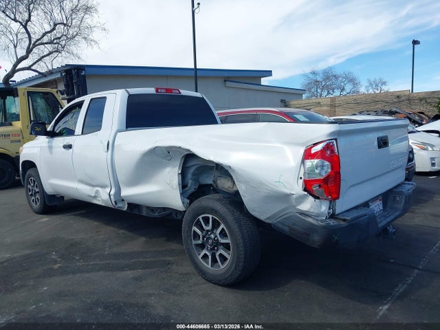 5TFTY5F18GX009226 Toyota Tundra Sr 5.7l V8