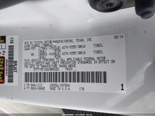 5TFTY5F18GX009226 Toyota Tundra Sr 5.7l V8