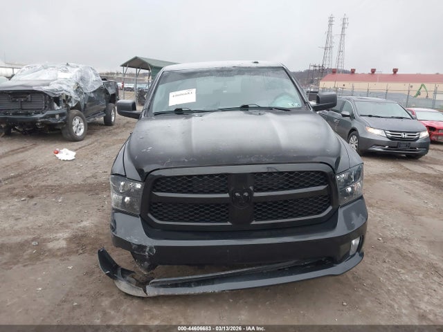 2017 Ram 1500 Express  4x4 5'7 Box მანქანა იყიდება აუქციონზე, vin: 3C6RR7KTXHG524414, აუქციონის ნომერი: 44606683