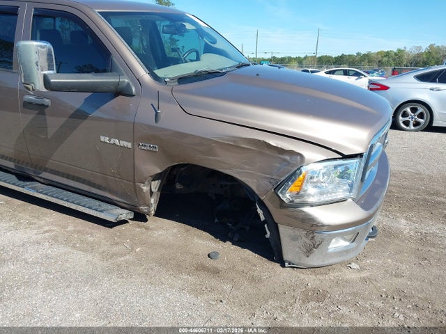 44606711 :رقم المزاد ، 1D3HV18T29S745429 vin ، 2009 Dodge Ram 1500 Slt/sport/trx مزاد بيع