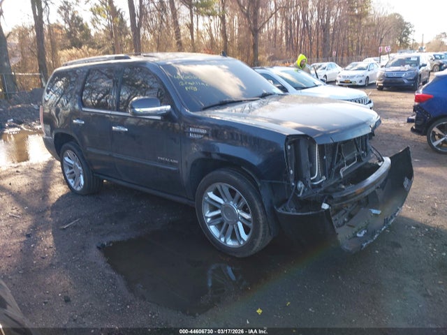 44606730 :رقم المزاد ، 1GYS4CEF3CR286464 vin ، 2012 Cadillac Escalade Premium مزاد بيع