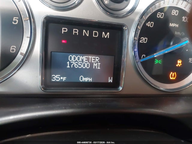 44606730 :رقم المزاد ، 1GYS4CEF3CR286464 vin ، 2012 Cadillac Escalade Premium مزاد بيع