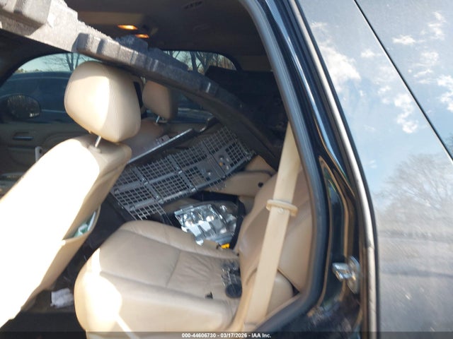 44606730 :رقم المزاد ، 1GYS4CEF3CR286464 vin ، 2012 Cadillac Escalade Premium مزاد بيع
