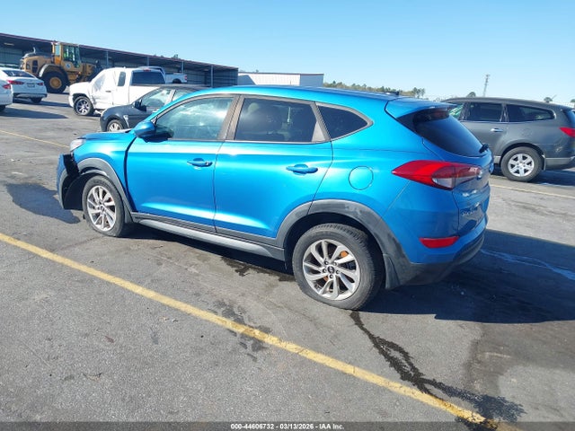 2017 HYUNDAI TUCSON KM8J23A40HU332327 Photo 2