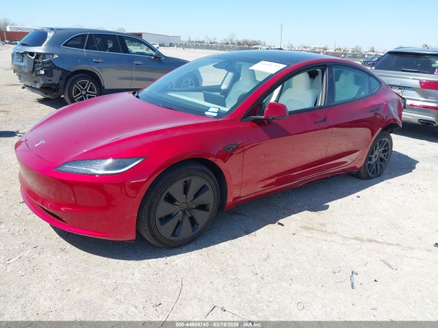 44606745 :رقم المزاد ، 5YJ3E1EB7SF926477 vin ، 2025 Tesla Model 3 Long Range All-wheel Drive مزاد بيع