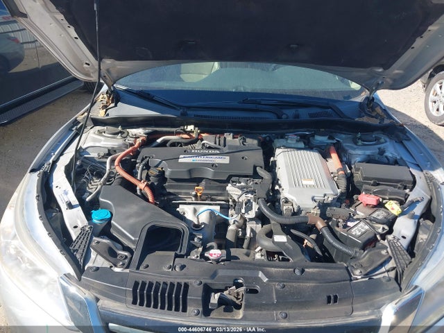 44606746 :رقم المزاد ، 1HGCR6F78FA002898 vin ، 2015 Honda Accord Hybrid Touring مزاد بيع