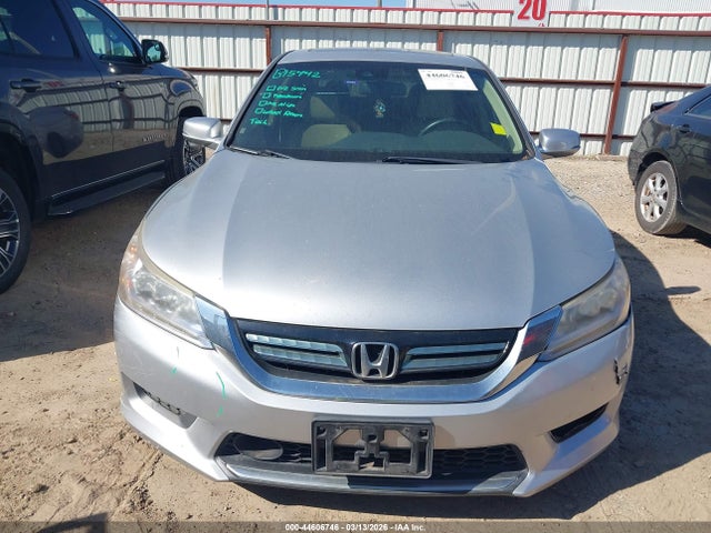 44606746 :رقم المزاد ، 1HGCR6F78FA002898 vin ، 2015 Honda Accord Hybrid Touring مزاد بيع