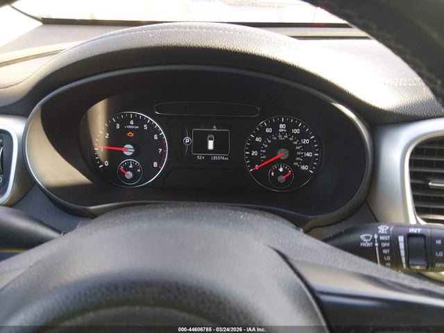 5XYPGDA37GG135989 KIA Sorento 2.4l Lx