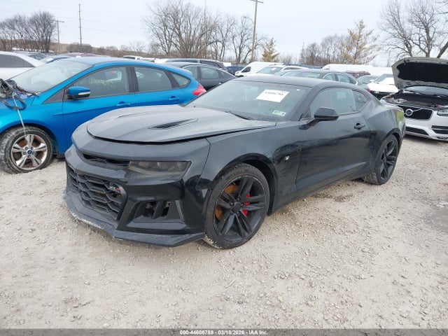 2018 CHEVROLET CAMARO 1G1FB1RS9J0127161 Photo 1