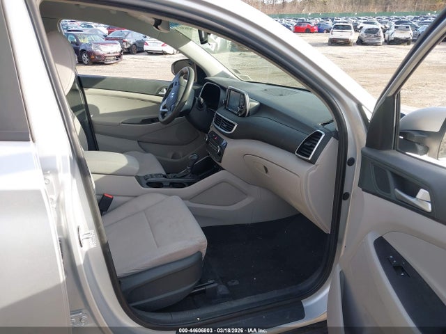 2019 HYUNDAI TUCSON KM8J3CA45KU851457 Photo 4