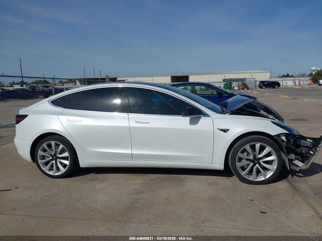 Aukcja sprzedaży 2019 Tesla Model 3 Long Range/mid Range/standard Range/standard Range Plus, vin: 5YJ3E1EA5KF301518, numer aukcji: 44606831