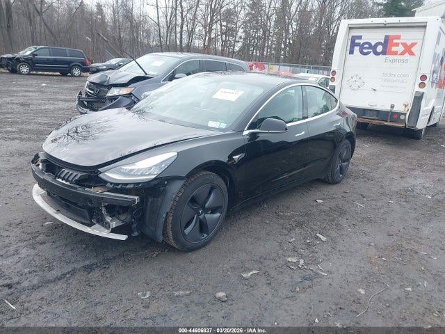 44606837 :رقم المزاد ، 5YJ3E1EA2KF397785 vin ، 2019 Tesla Model 3 Long Range/mid Range/standard Range/standard Range Plus مزاد بيع
