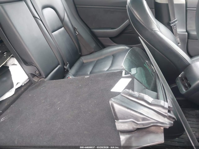44606837 :رقم المزاد ، 5YJ3E1EA2KF397785 vin ، 2019 Tesla Model 3 Long Range/mid Range/standard Range/standard Range Plus مزاد بيع