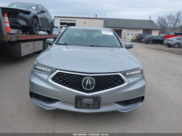 44606864 :رقم المزاد ، 19UUB3F50JA001761 vin ، 2018 Acura Tlx Tech Pkg مزاد بيع