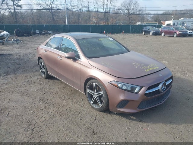 2021 MERCEDES-BENZ A 220 W1K3G4FB3MJ309167