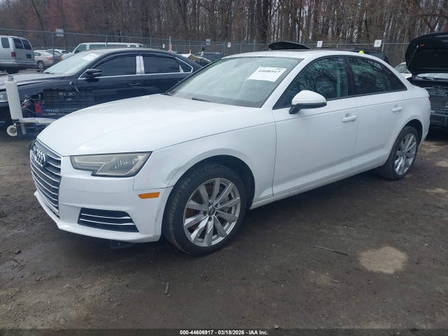 2017 AUDI A4 WAUANAF40HN022646 Photo 1