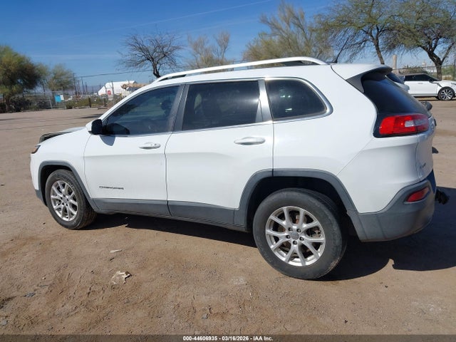 1C4PJMCSXEW226969 Jeep Cherokee Latitude