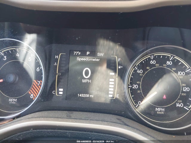 1C4PJMCSXEW226969 Jeep Cherokee Latitude