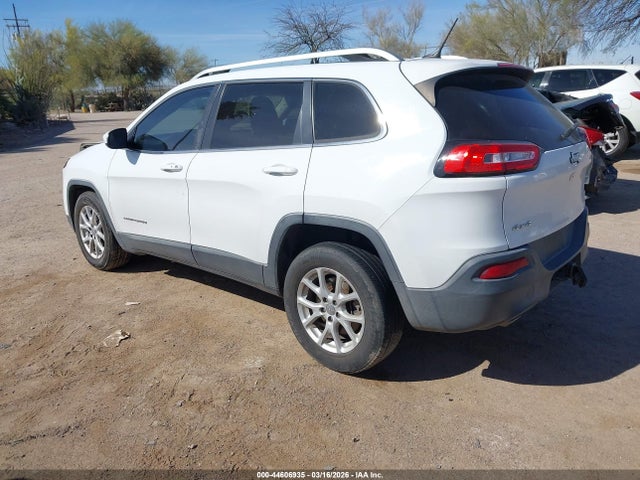 1C4PJMCSXEW226969 Jeep Cherokee Latitude