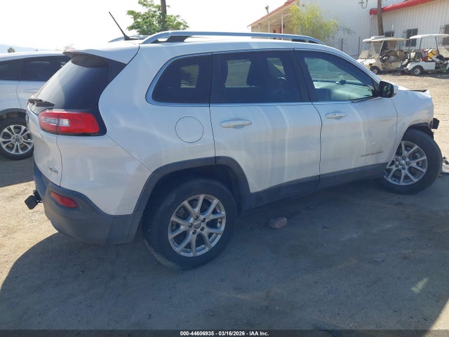 1C4PJMCSXEW226969 Jeep Cherokee Latitude