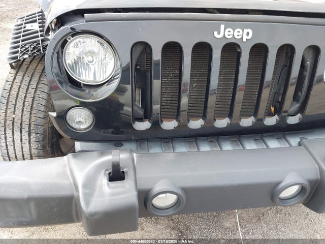 44606942 :رقم المزاد ، 1C4BJWDG0HL672702 vin ، 2017 Jeep Wrangler Unlimited Sport 4x4 مزاد بيع