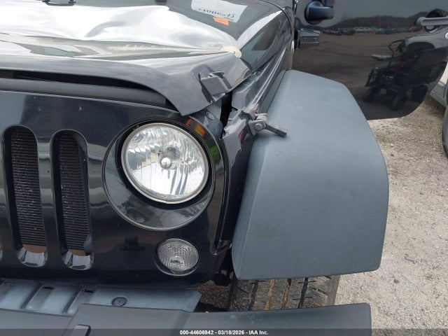 44606942 :رقم المزاد ، 1C4BJWDG0HL672702 vin ، 2017 Jeep Wrangler Unlimited Sport 4x4 مزاد بيع