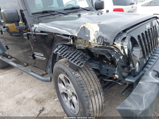 44606942 :رقم المزاد ، 1C4BJWDG0HL672702 vin ، 2017 Jeep Wrangler Unlimited Sport 4x4 مزاد بيع