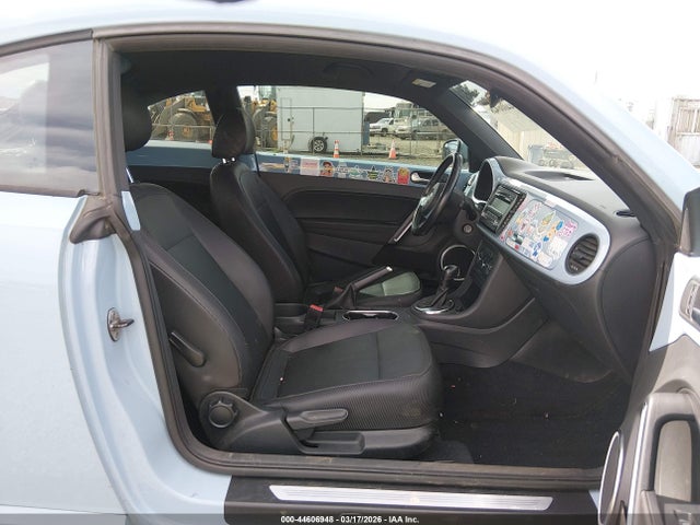 Aukcja sprzedaży 2012 Volkswagen Beetle 2.5l, vin: 3VWJX7AT6CM656610, numer aukcji: 44606948