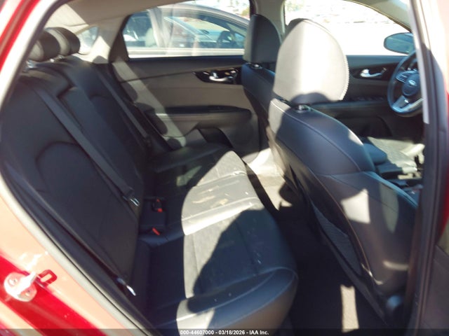 3KPF54AD1ME393430 KIA FORTE EX