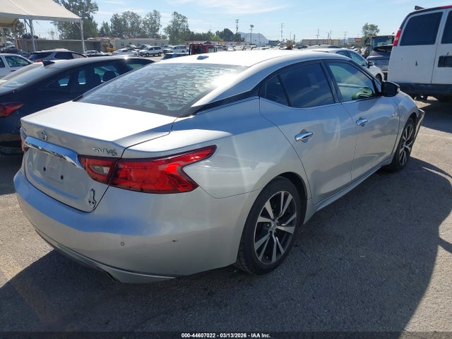 1N4AA6AP9JC375021 Nissan Maxima 3.5 Sv
